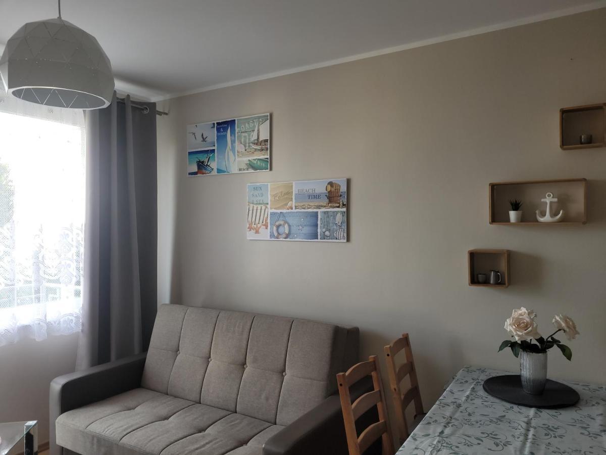 Alize Apartment Reda Bagian luar foto