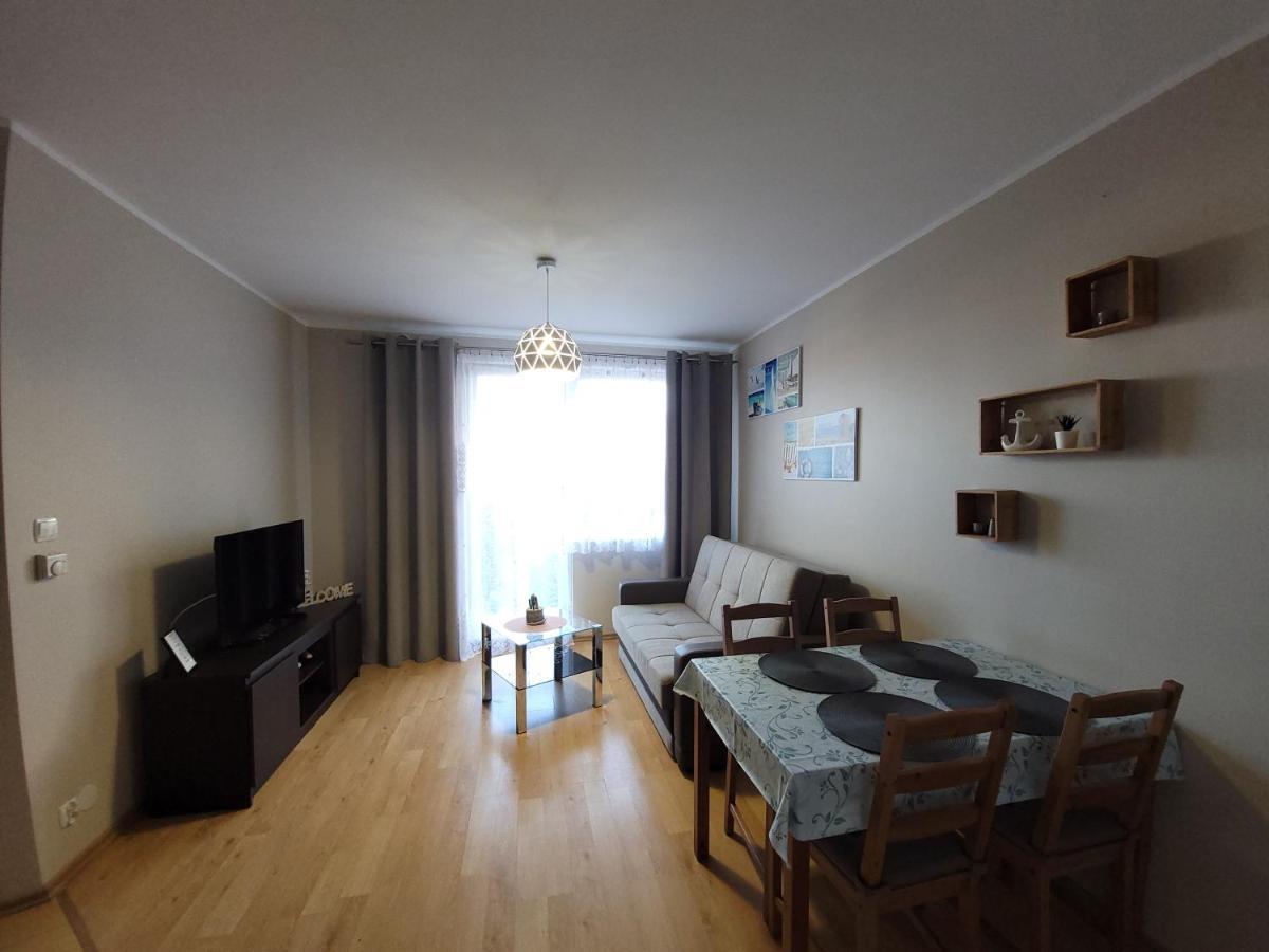 Alize Apartment Reda Bagian luar foto